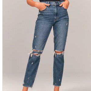 Abercrombie High Rise Mom Jeans - Medium Ripped Wash